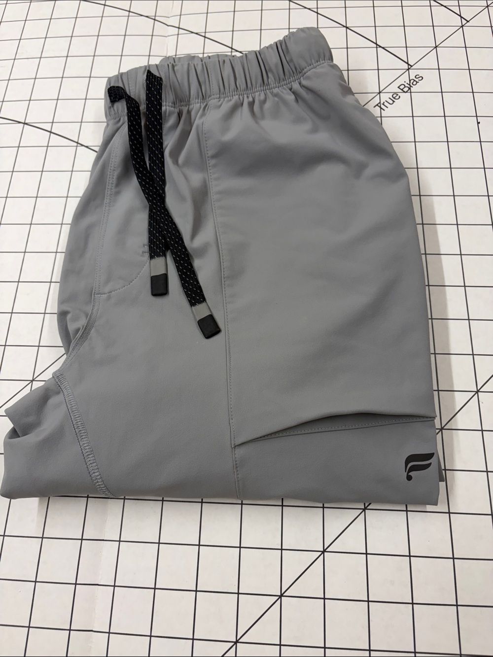 Fabletics Men's The One Jogger Pants - Shadow Grey - Size Medium M-S